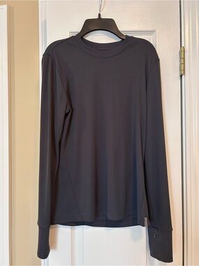 BUNDLE Landau Long-Sleeve Athletic Shirt in Charcoal and Navy